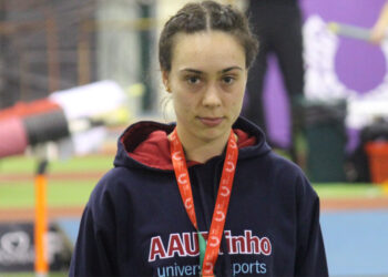 Atletismo: Campeã Universitária