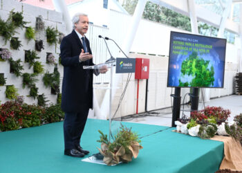 Famalicão: Sessão pelo clima