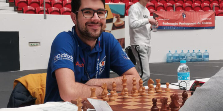 Didáxis com títulos no Xadrez