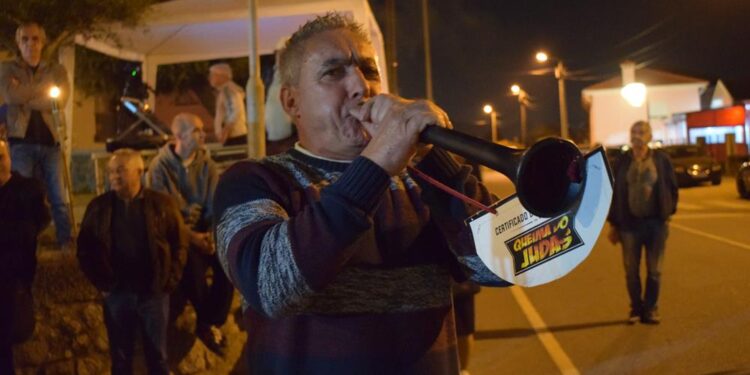 RUIVÃES: Judas É Tradição