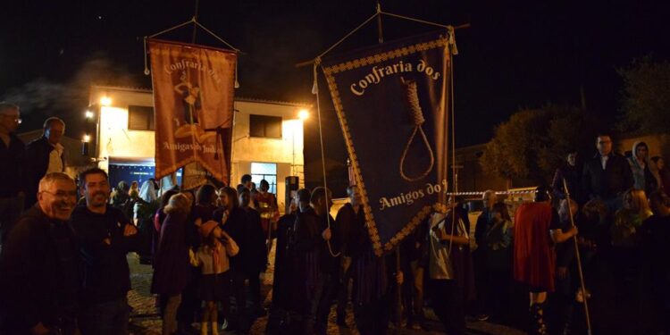 RUIVÃES: Judas É Tradição