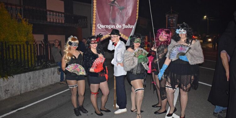 RUIVÃES: Judas É Tradição