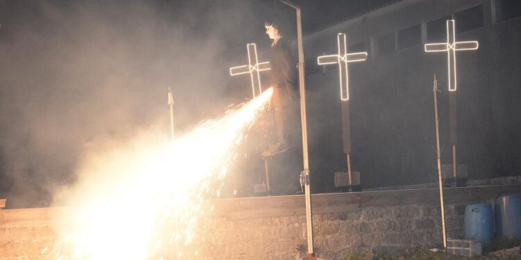 RUIVÃES: Judas É Tradição