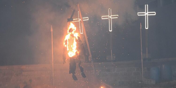 RUIVÃES: Judas É Tradição