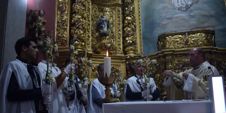 ARNOSO: Visita Pascal Termina Em Festa