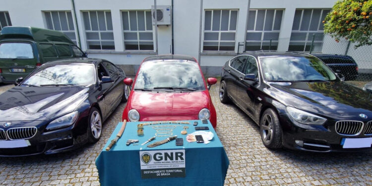 Seis detidos por furto