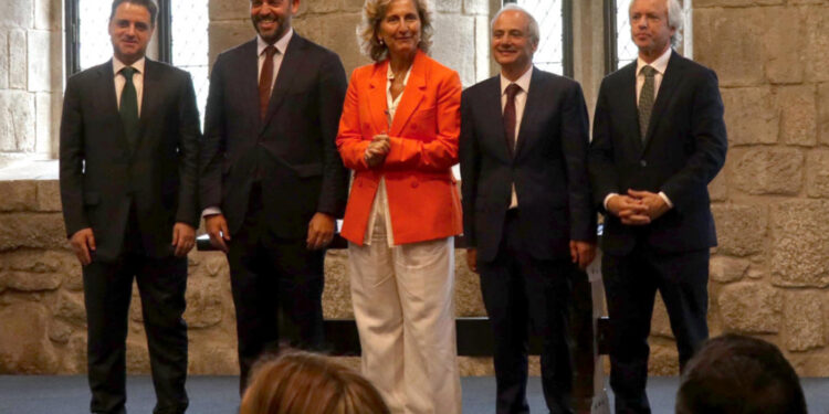 Assinado memorando do Quadrilátero