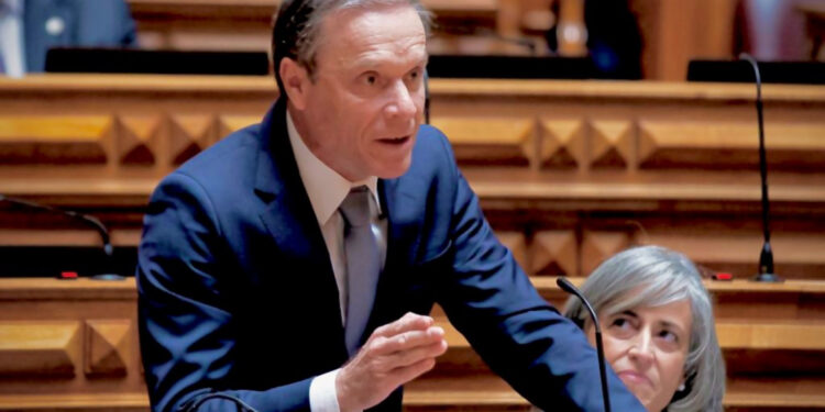 Famalicão e Vila Verde sem respostas