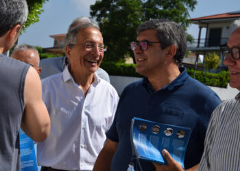 Adelino Oliveira apoia Leonel Rocha