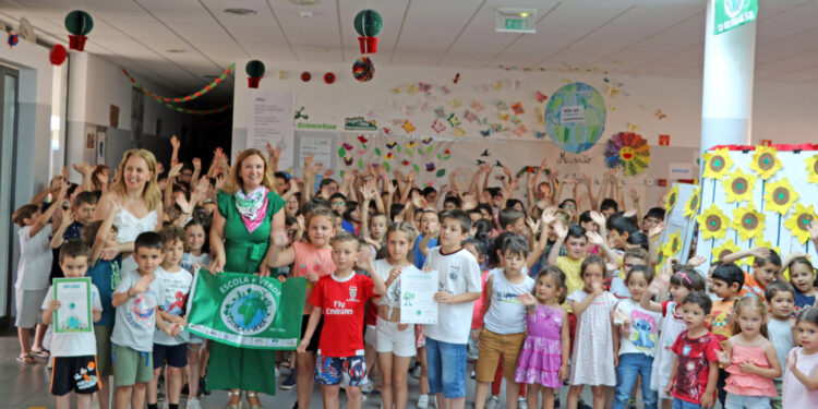 Vila Verde: Bandeira “Escola + Verde”