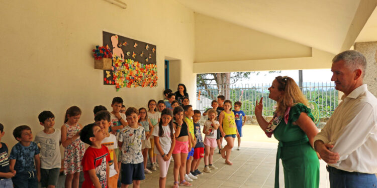 Vila Verde: Bandeira “Escola + Verde”