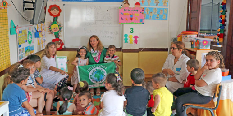 Vila Verde: Bandeira “Escola + Verde”