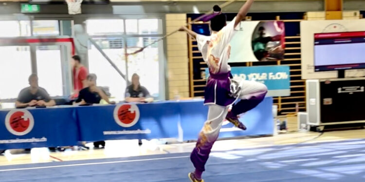 Jing-She conquista cinco pódios