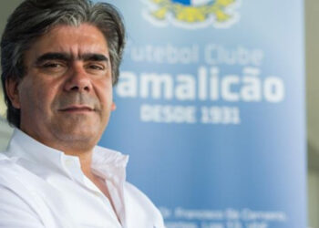 FC Famalicão com Comissão Diretiva