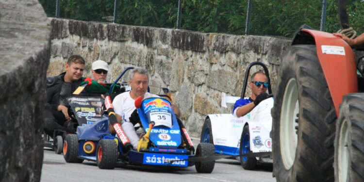 Arnoso Santa Maria atrai Espanhóis