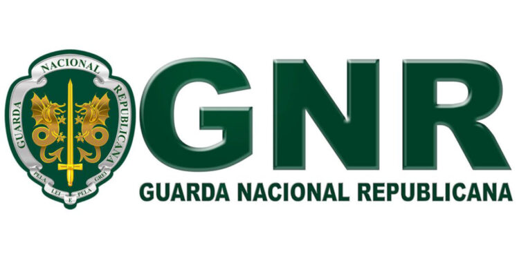 Seis pessoas detidas