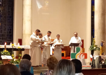 Amor e serviço ao próximo