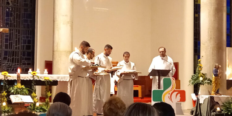 Amor e serviço ao próximo