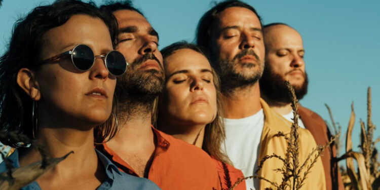 Cassete Pirata na Devesa