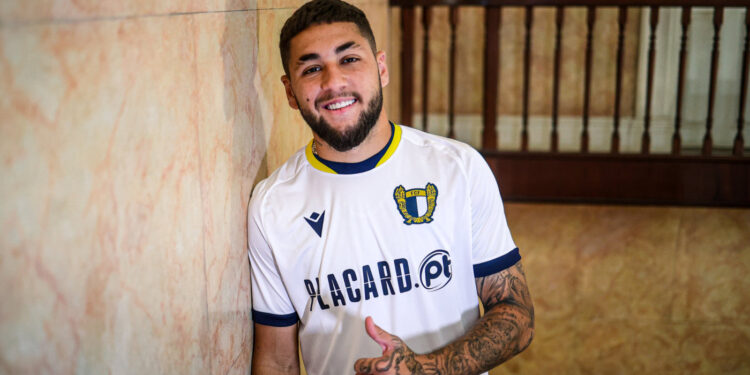 Do Real Madrid para Famalicão