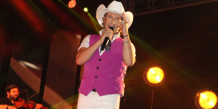 Arnoso Santa Maria em festa