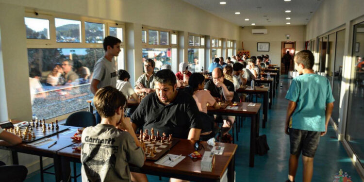 X TICF junta países e mestres