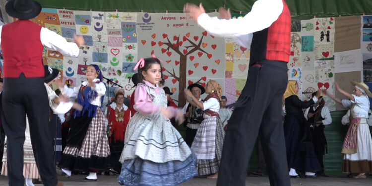 Dois dias de festa em Requião