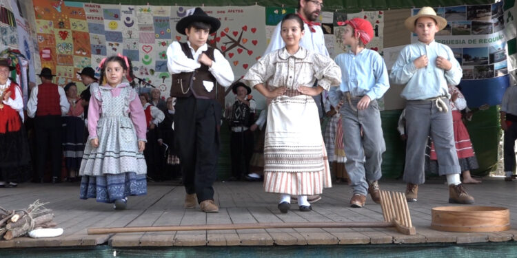 Dois dias de festa em Requião