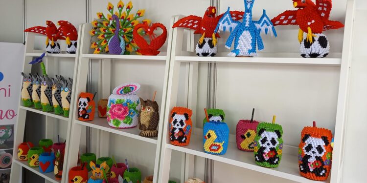 As Cores e Formas do Origami