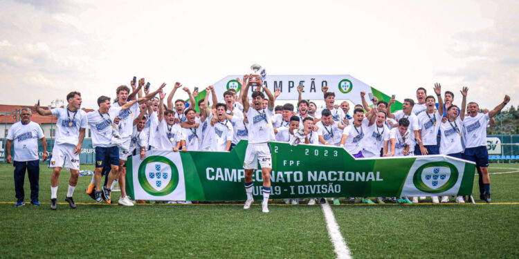 Youth League mais perto