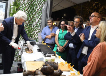 FAMALICÃO: Adeus com agradecimento