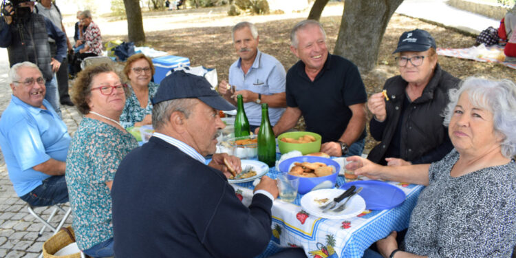 Famalicão Canal TV, no Passeio Sénior