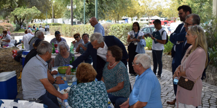 Famalicão Canal TV, no Passeio Sénior