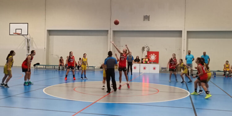 Famabasket volta a jogo