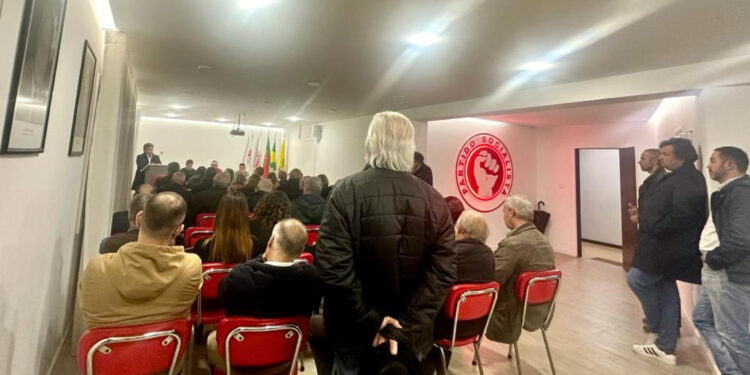 PS em Assembleia Geral