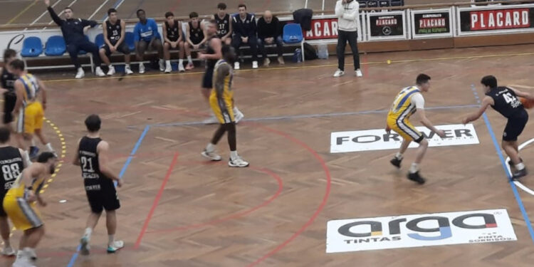 Equipa Sénior perdeu