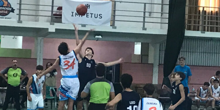 Vitória nos Açores