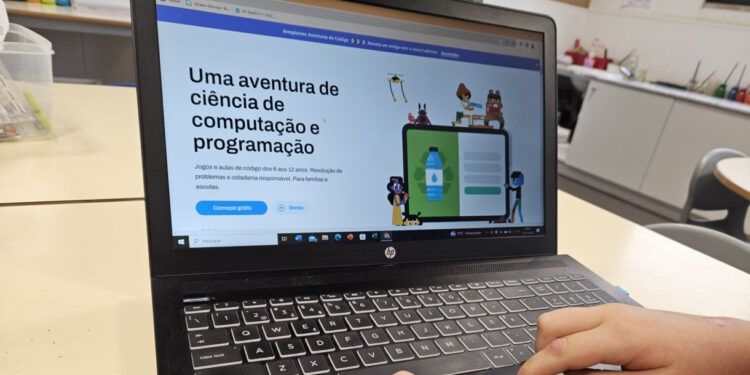 Alunos do Básico e a Robótica