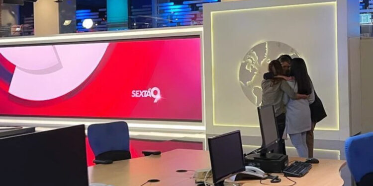 SANDRA  FELGUEIRAS  DENÚNCIA  CAMBALACHOS