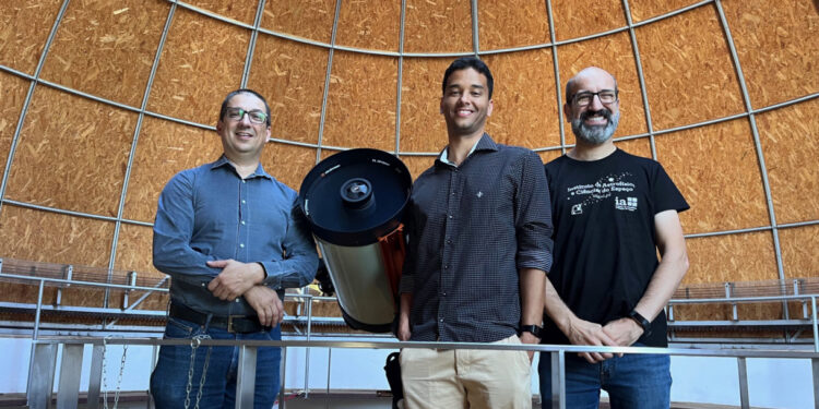 Deteção de lixo espacial