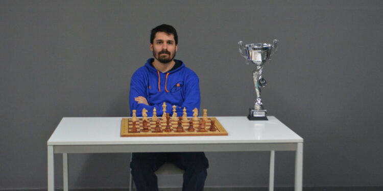 Irmãos Romano com títulos