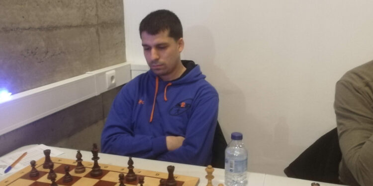 Irmãos Romano com títulos