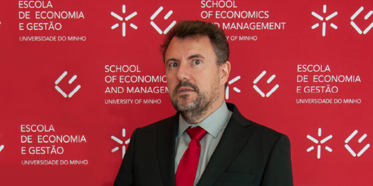 Luís Aguiar- Conraria toma posse