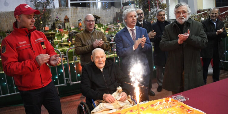 Cem  anos  de  vida, de um famalicense