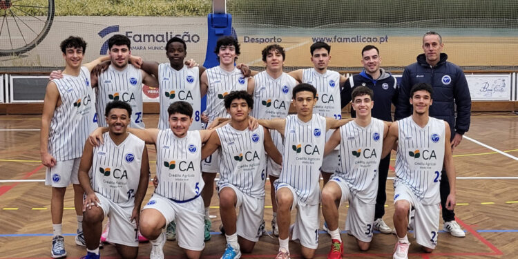 FAC: Séniores de regresso às vitórias