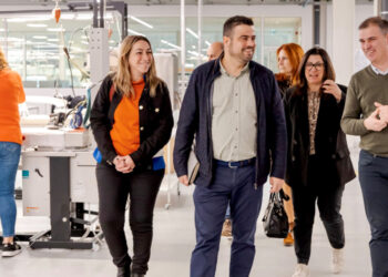 Falta de mão de obra qualificada