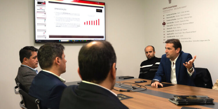 Recusa “país de baixos salários”