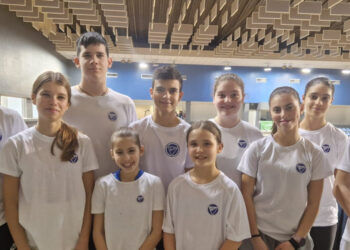 Badminton soma bons resultados