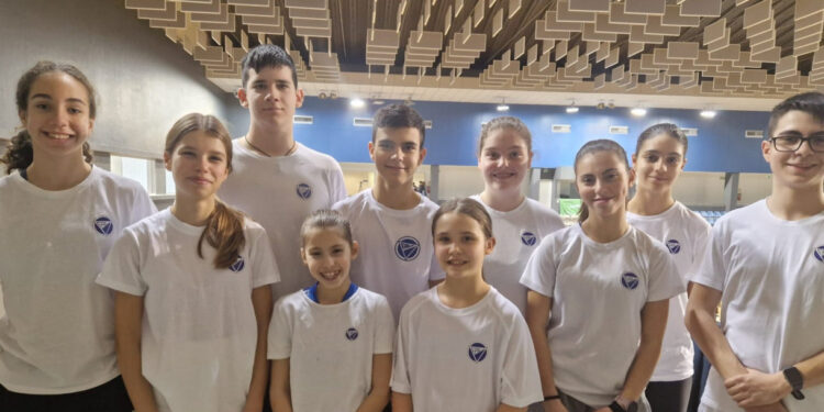 Badminton soma bons resultados