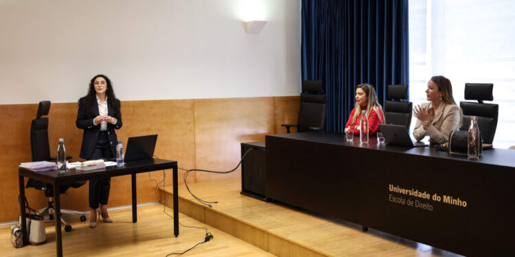 Primeira diplomada do consórcio Portugal/Galiza